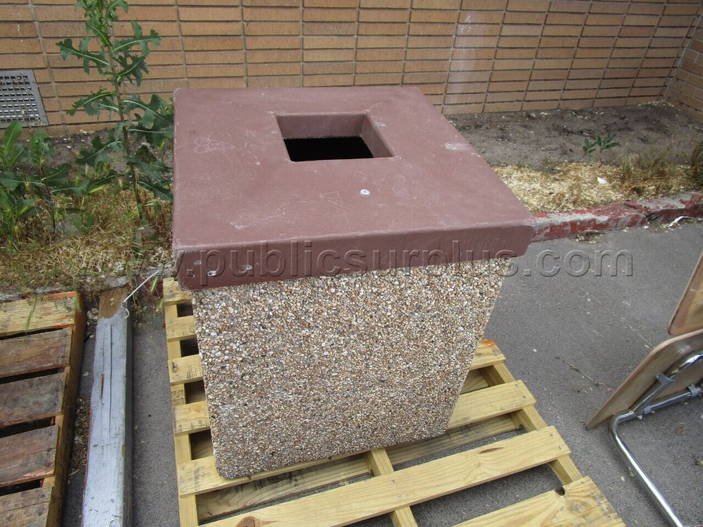 CONCRETE GARBAGE CAN (43524)PL — photo 1