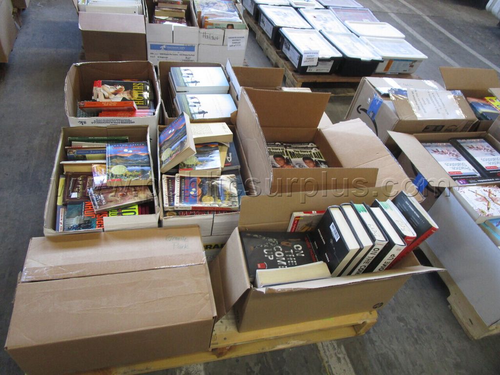 BOOKS (43536) — photo 1