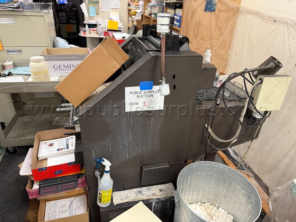 LOT 1 - AB DICK PRINTING PRESS — photo 1