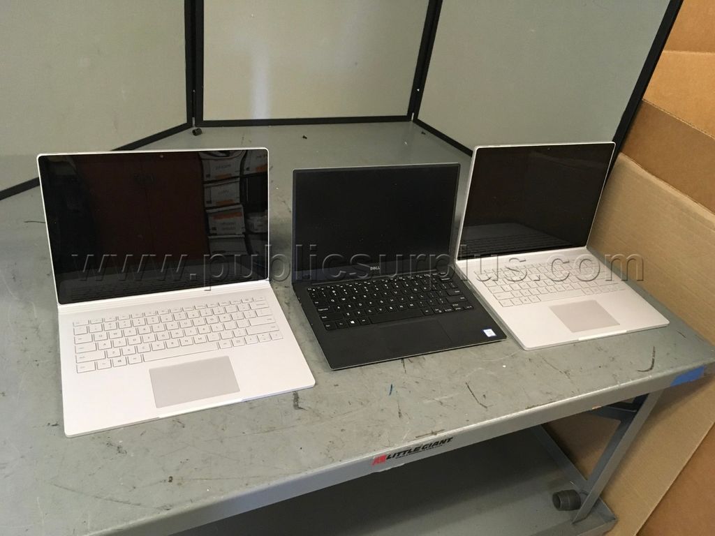 Lot of 3 Used Miscellaneous Laptops — photo 1