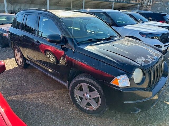 2010 Jeep Compass Latitude — photo 1