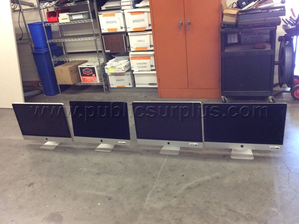 Lot of 4 Used iMacs — photo 1