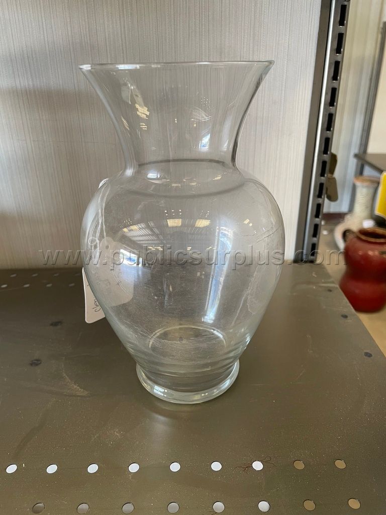 Clear Glass Vase — photo 1