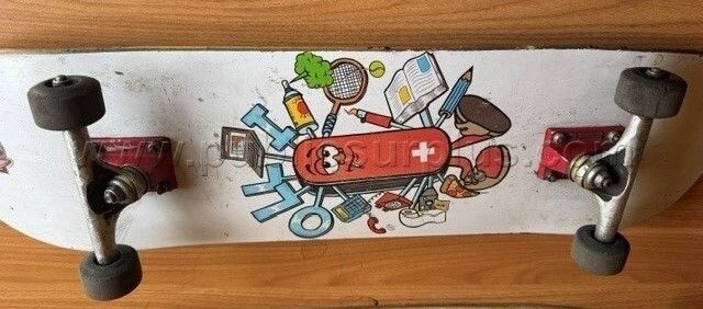 SKATEBOARDS & BIKE HELMET — photo 1