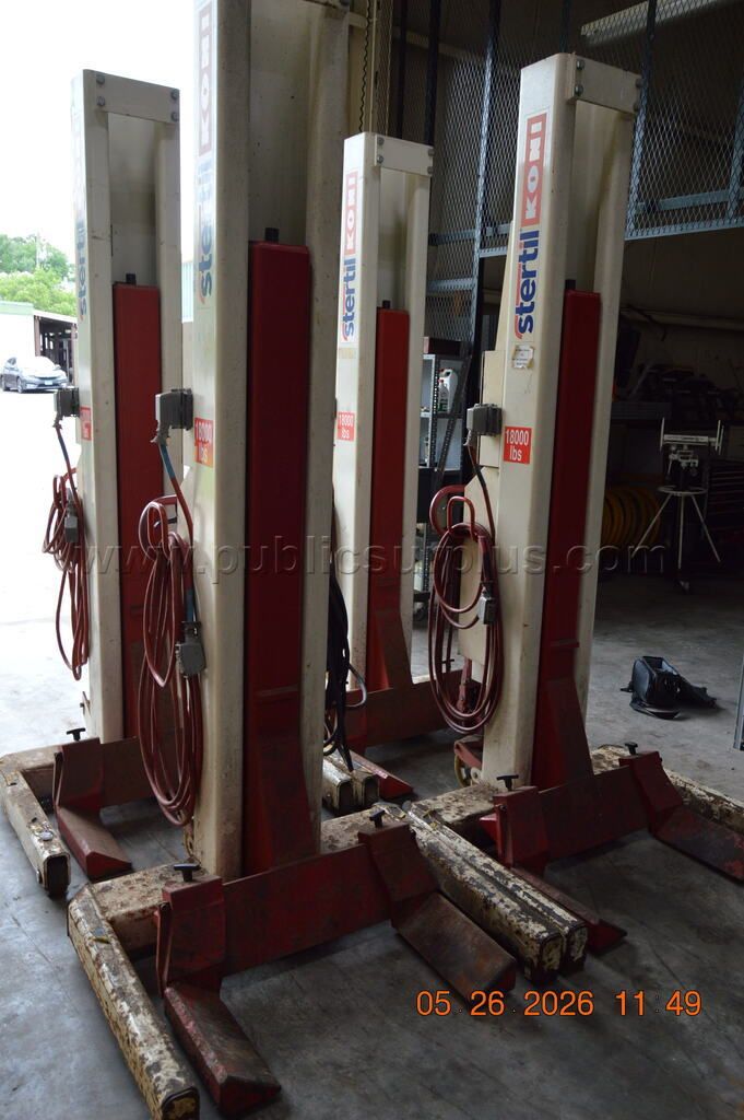 Koni Mobile Equipment Lifts 18klbs ea SET1 (S/N:148588, 164534, 164529, 148584) — photo 1