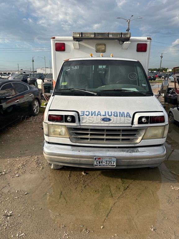 2025002351 1993 FORD ambulance WHI 1FDKE30M1PHA11191 - photo 1