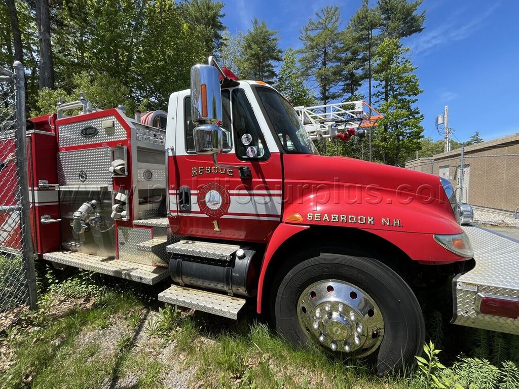 2003 International Pumper Truck — photo 1