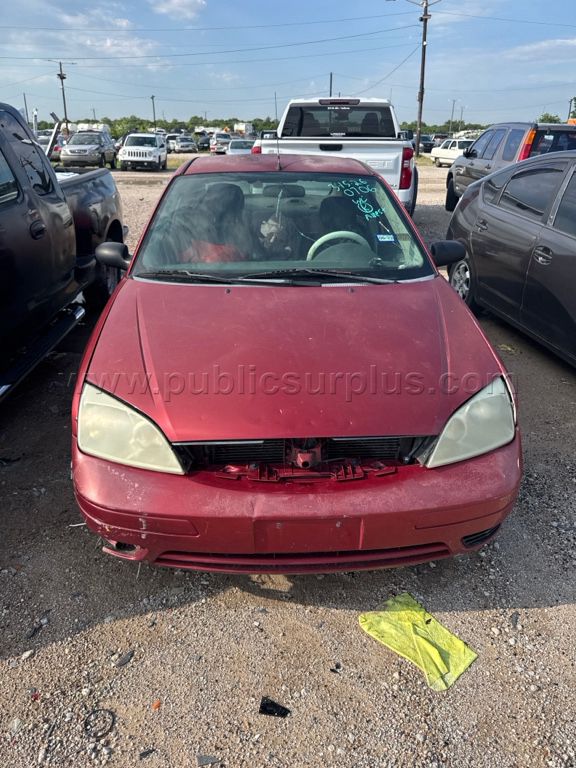 2026000706 2005 FORD Focus RED 1FAFP34N15W294368 - photo 1