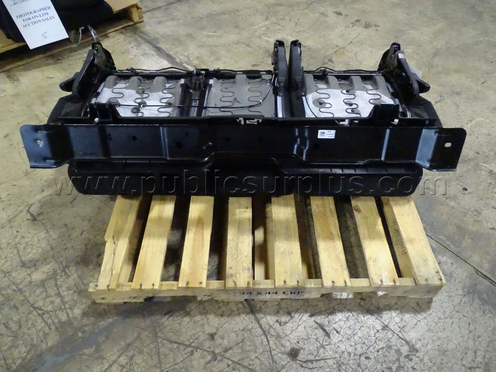 2023 Dodge Durango Rear Seat - New! — photo 1