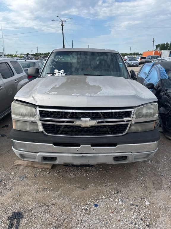 2026000732 2006 CHEVROLET SILVERADO GLD 1GCEK19B46Z215816 - photo 1