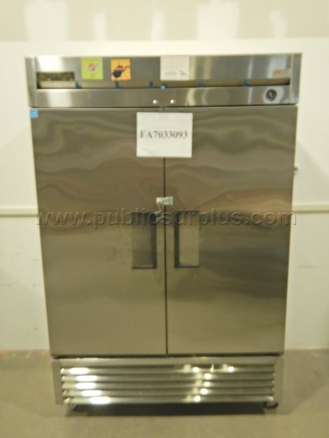True Freezer Commercial Freezer* — photo 1