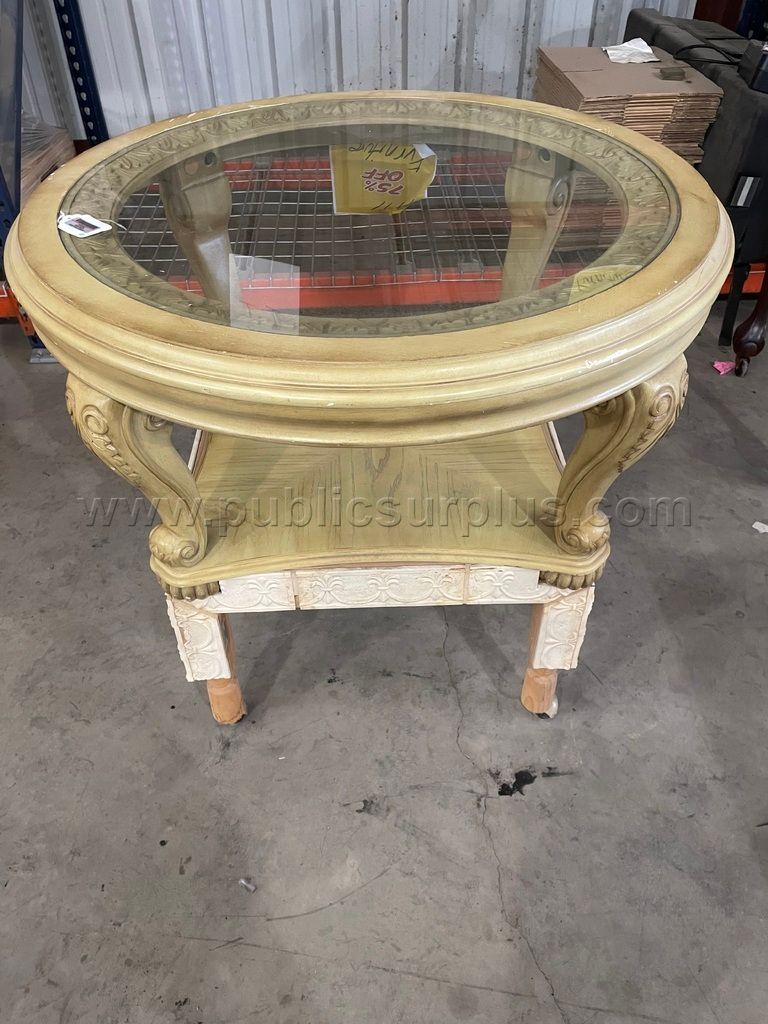 Round glass table — photo 1