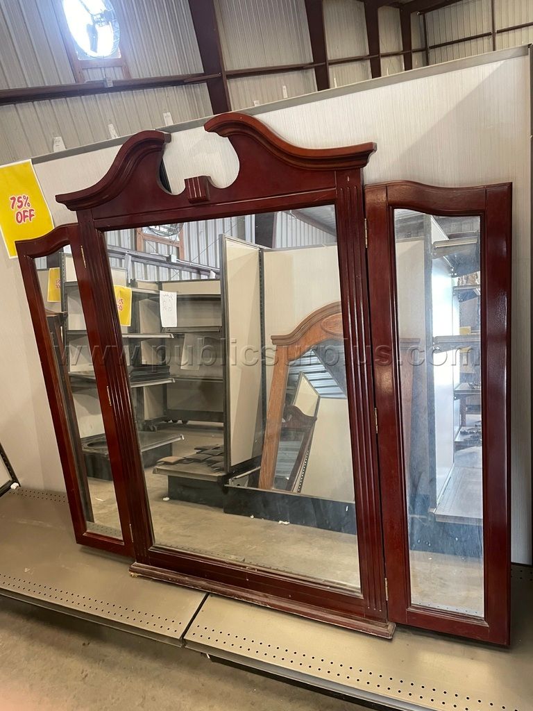 Trifold mirror — photo 1
