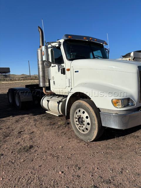 2012 International 5900I Paystar Day Cab Tractor