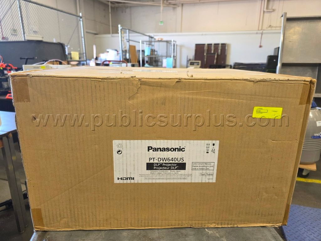 Panasonic DLP Projector PT-DW640US (118362) — photo 1