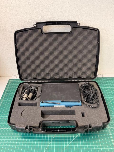 SHURE UHF Diversity Receiver