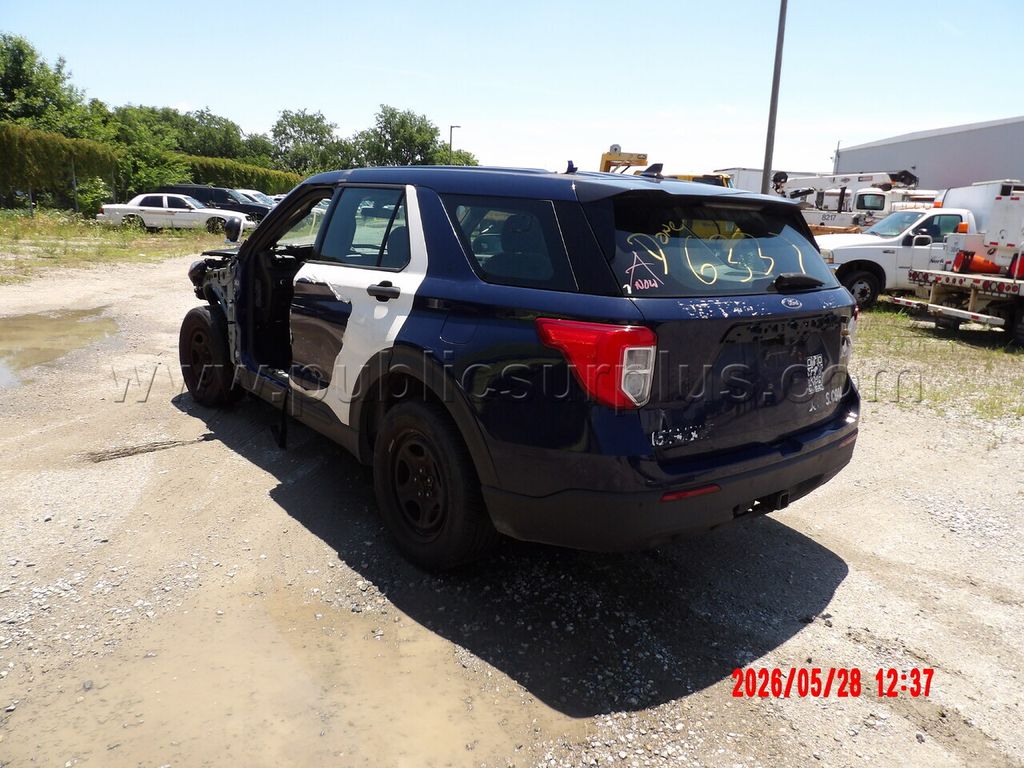 2020 Ford Explorer — photo 1