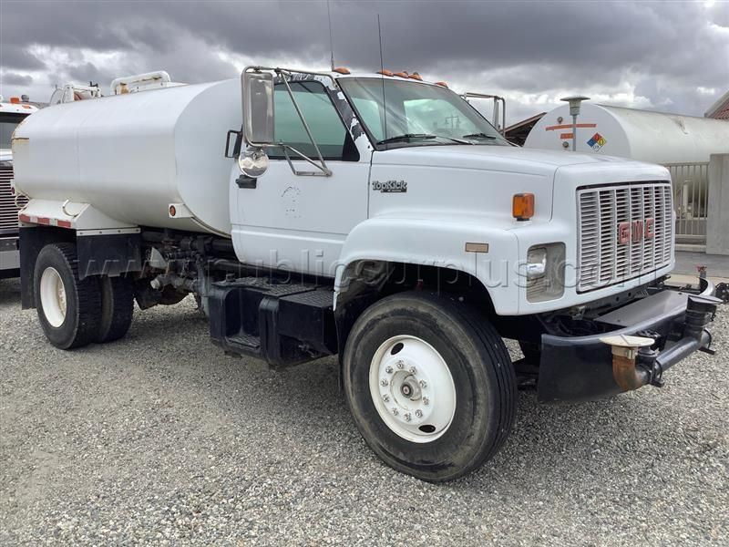 1993 GMC Water Truck (Out of State Buyers Only) — photo 1