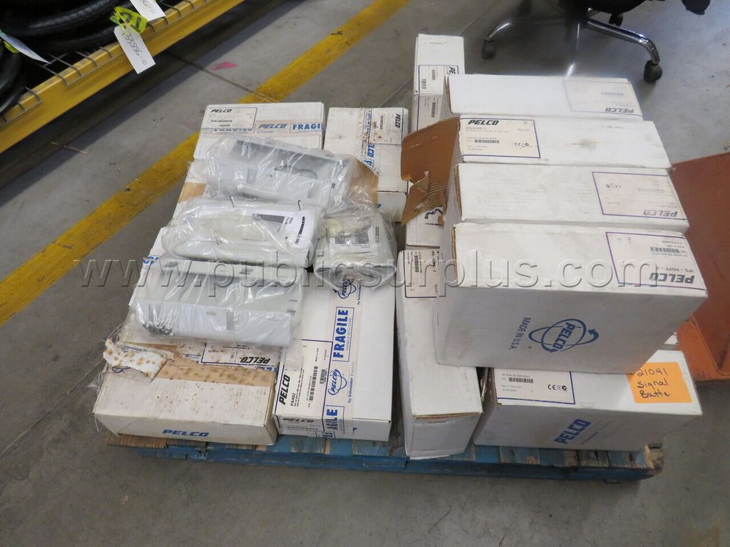 Lot of Pelco Equipment **Unknown Condition** — photo 1
