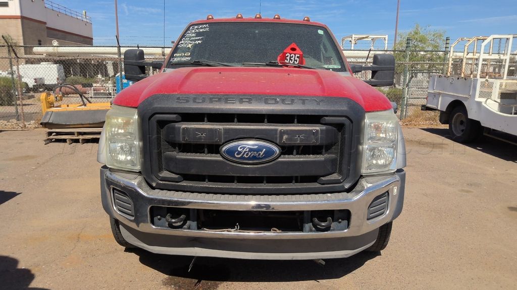 DFFM (FOA) - 10D062 - 2011 FORD F550 TRUCK TYPE 6 FIRE **TOW ONLY** — photo 1