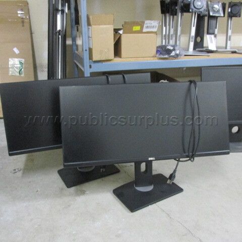 Dell Monitors -- Lot of 2 — photo 1