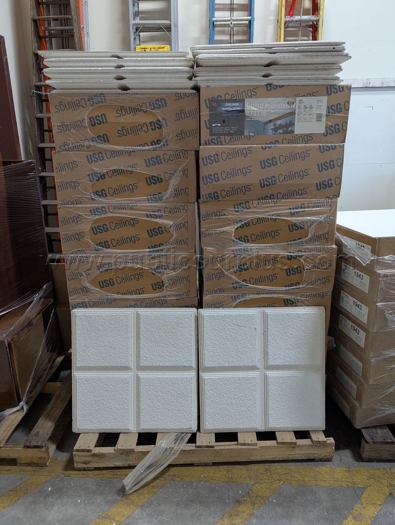 Pallet of USG Ceiling Tiles 2 ft. x 2 ft. - Luna Pedestals IV R72716 — photo 1