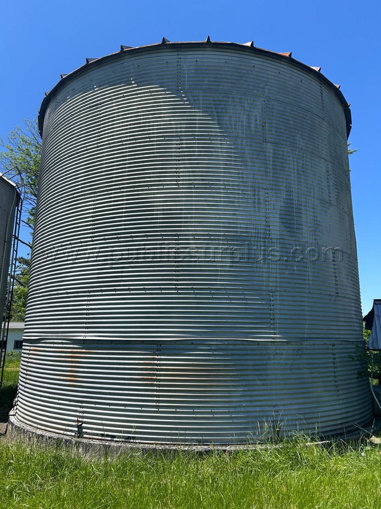 Superior Grain Bin — photo 1