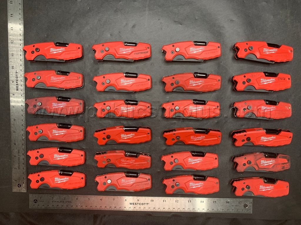 Milwaukee Box Cutters - Shipping $14.99 /KK — photo 1