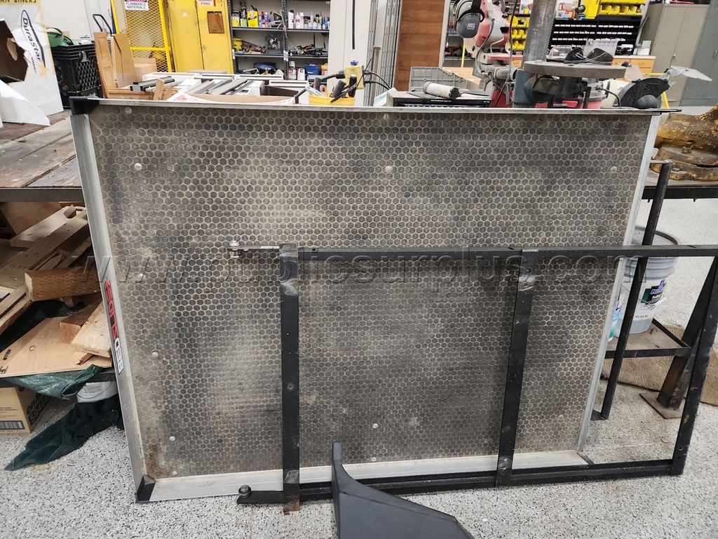 Truck bed sliding tray — photo 1