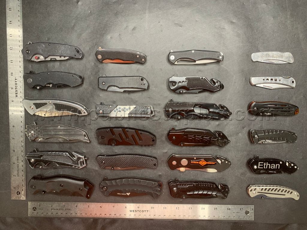 Assorted Knives - Shipping $14.99 /KK — photo 1