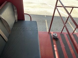 Taylor Dunn Transit tram — photo 1