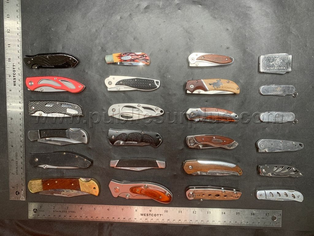 Winchester Knives - Shipping $14.99 /KK — photo 1