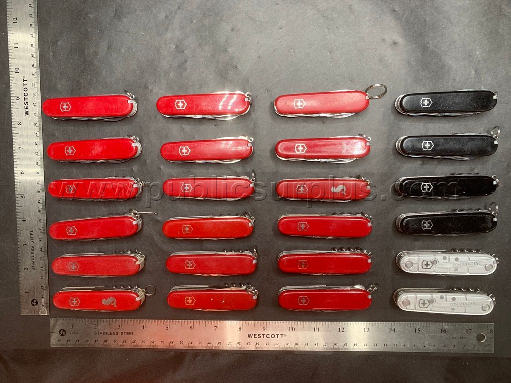 Victorinox Pocket Knives - Shipping $14.99 /KK — photo 1