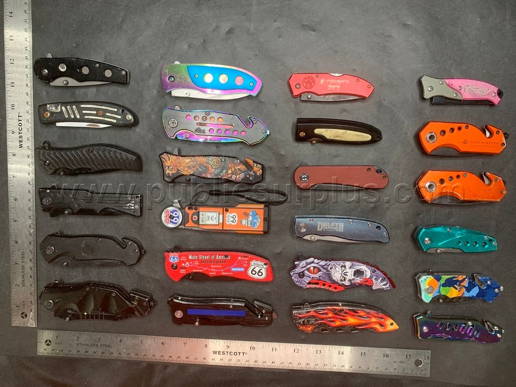 Assorted Knives - Shipping $14.99 /KK — photo 1