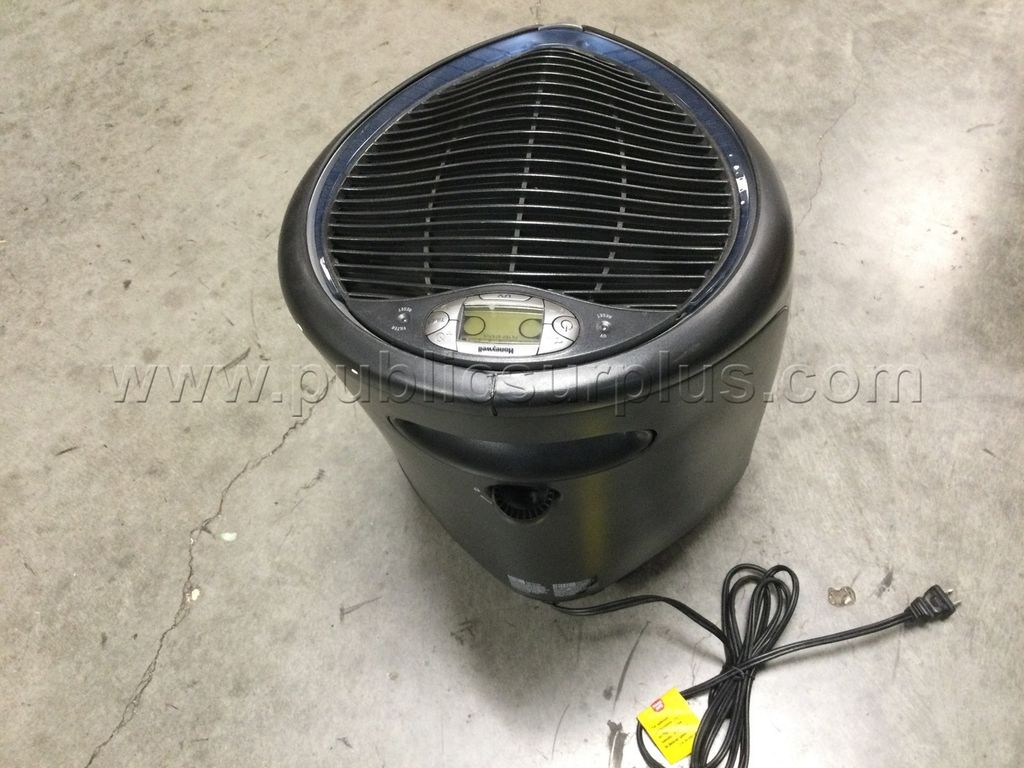 ONE HONEYWELL AIR PURIFIER - SOLD AS IS - 653 - photo 1