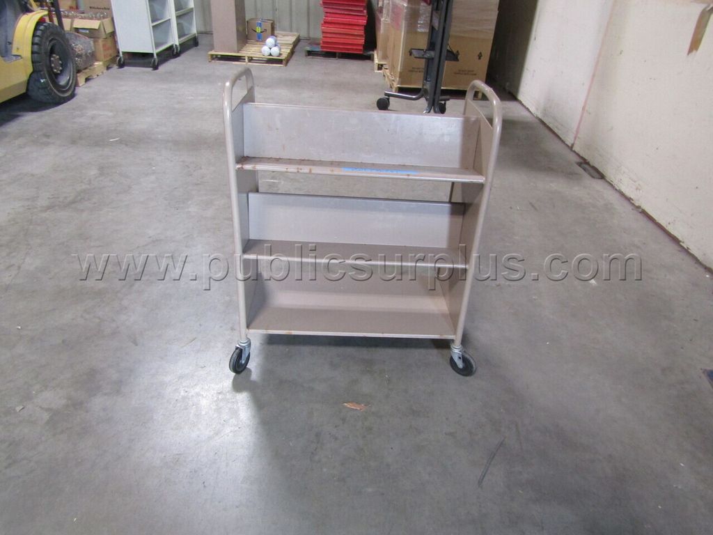 LIBRARY CART #1 — photo 1