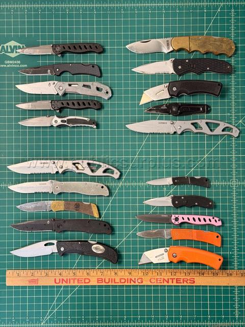 Gerber Knives - QTY 20 - Shipping $12.00