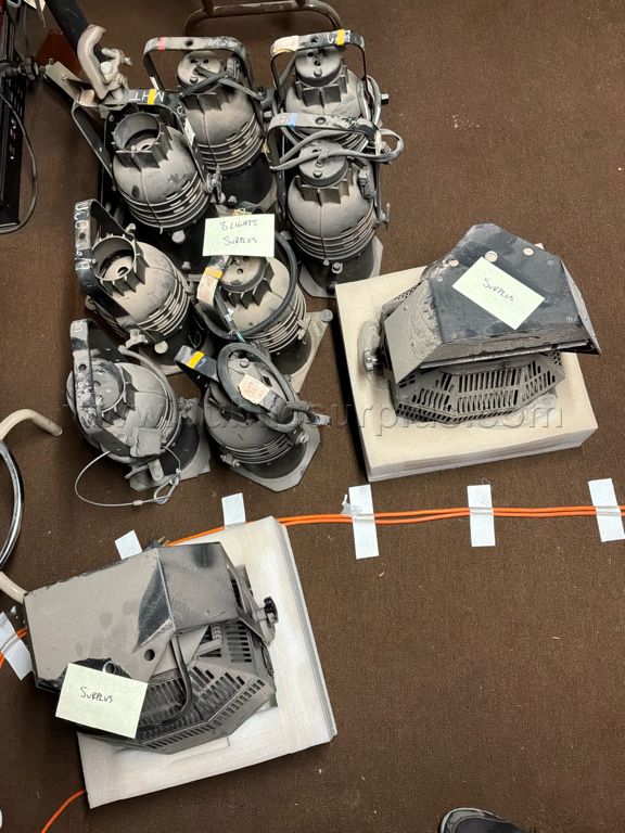 Theater stage lights and light machine — photo 1