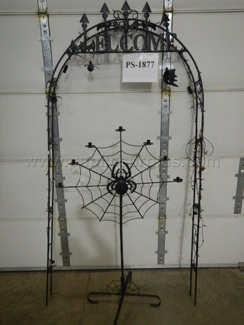 Halloween Decorations* - Lot of 2 — photo 1