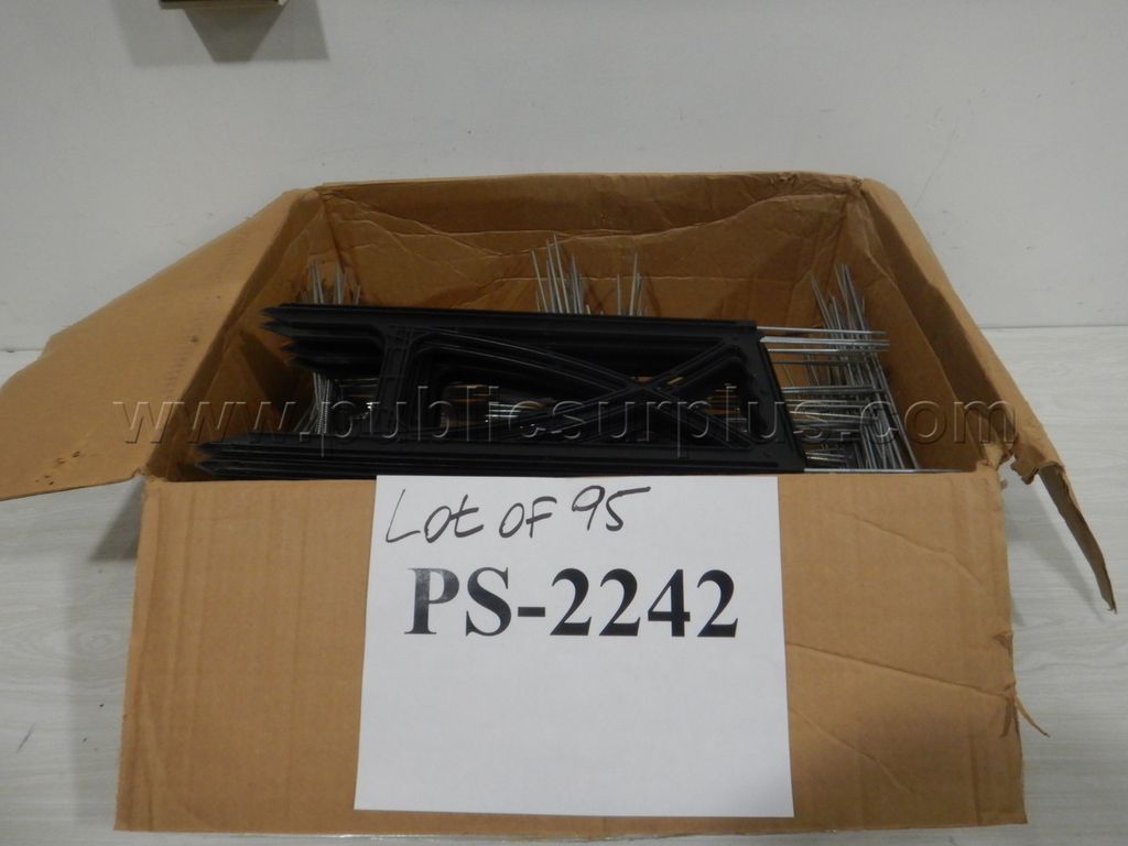 Yard Sign Stakes - Lot of 95 — photo 1