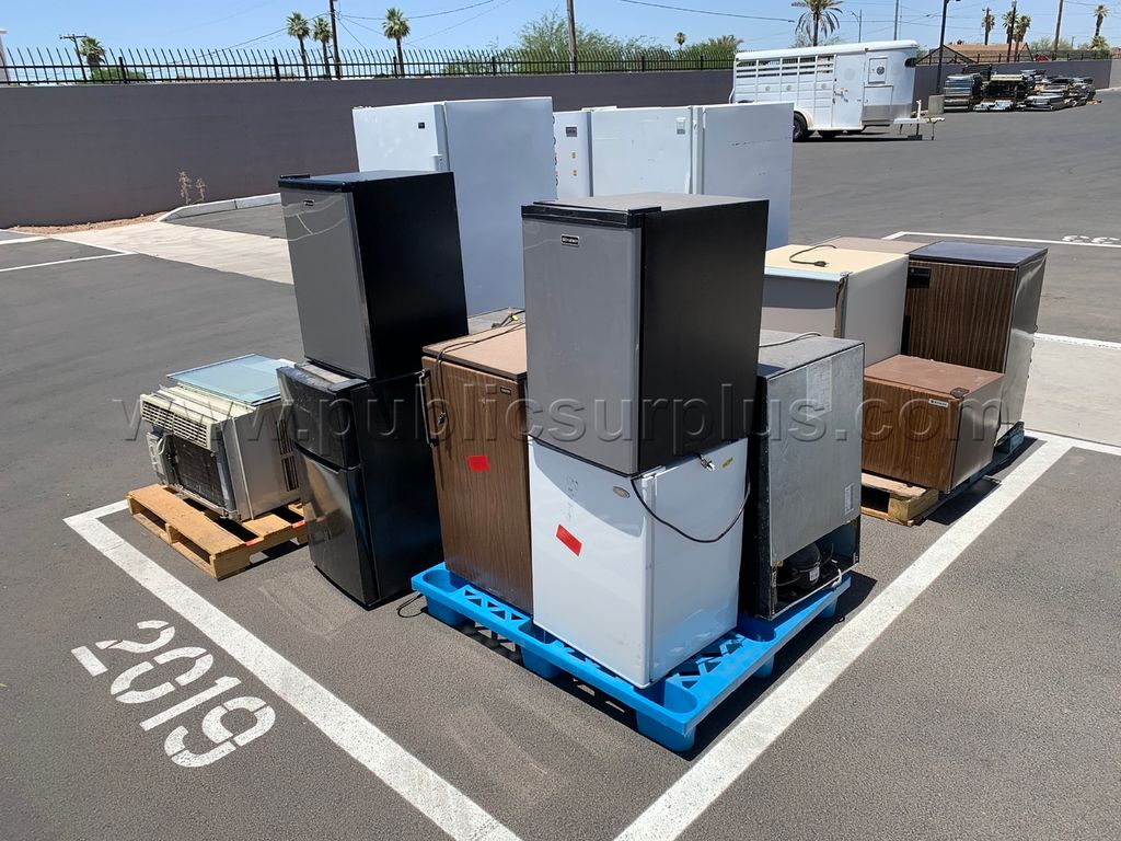 Appliances, Refrigerators & AC /KK — photo 1