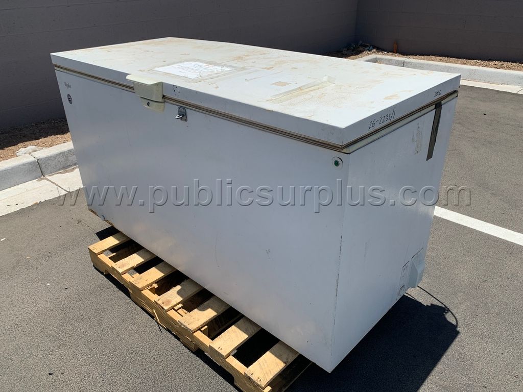 Chest Freezer, Whirlpool /KK — photo 1
