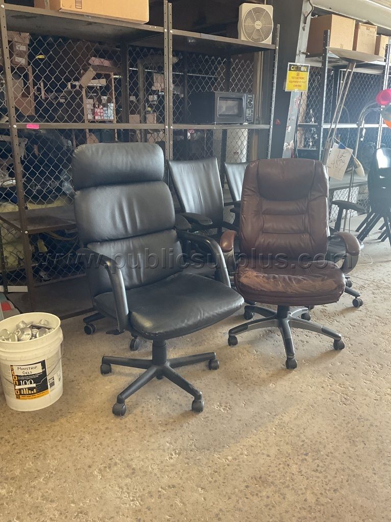6-Rolling Office Chairs Lot # 4879 — photo 1