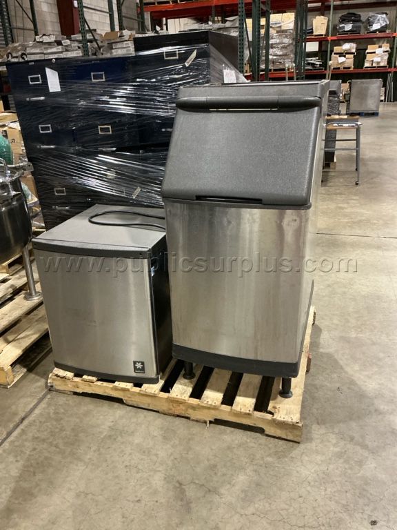 Manitowoc ice machine — photo 1