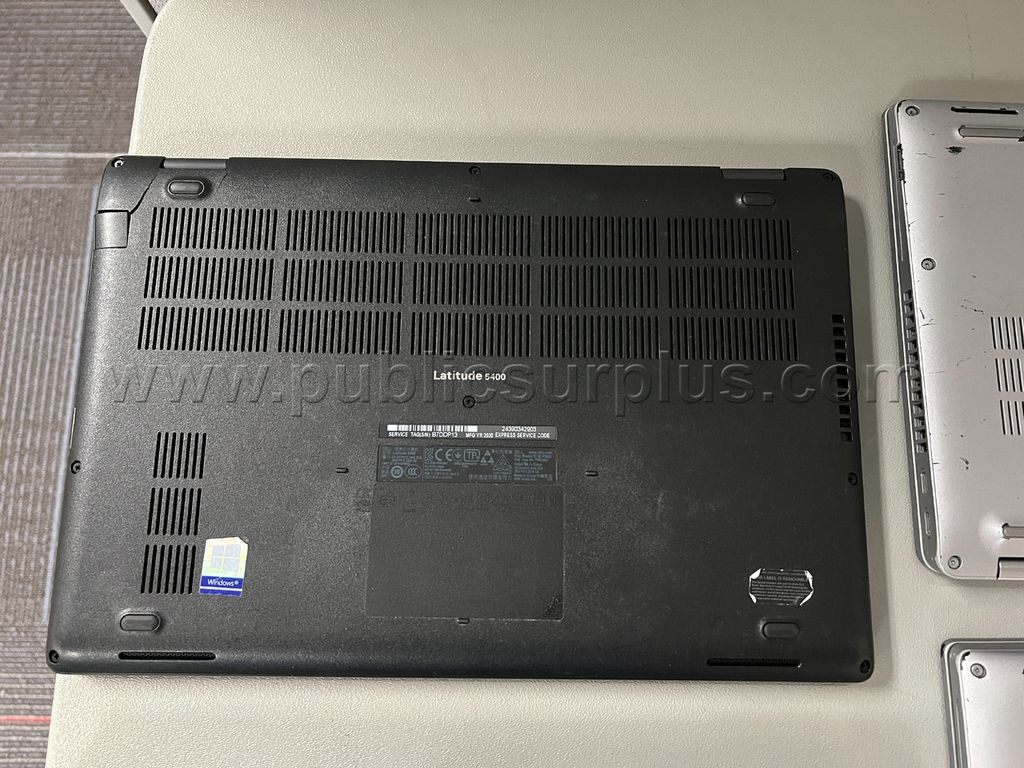 Dell Latitude 5400 — photo 1