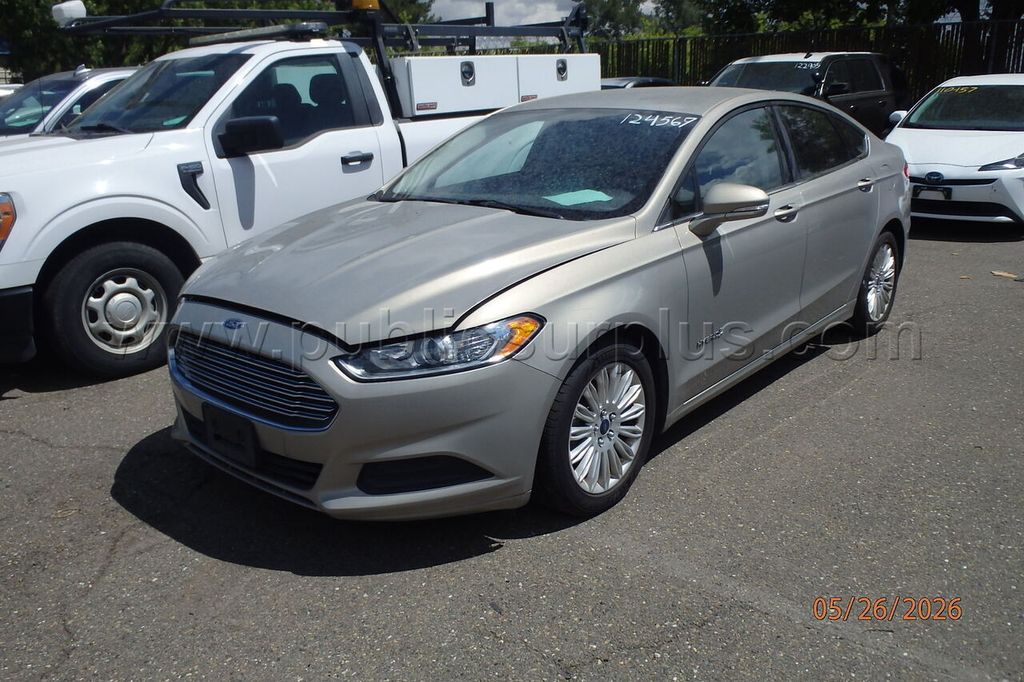 2015 Ford Fusion Hybrid — photo 1