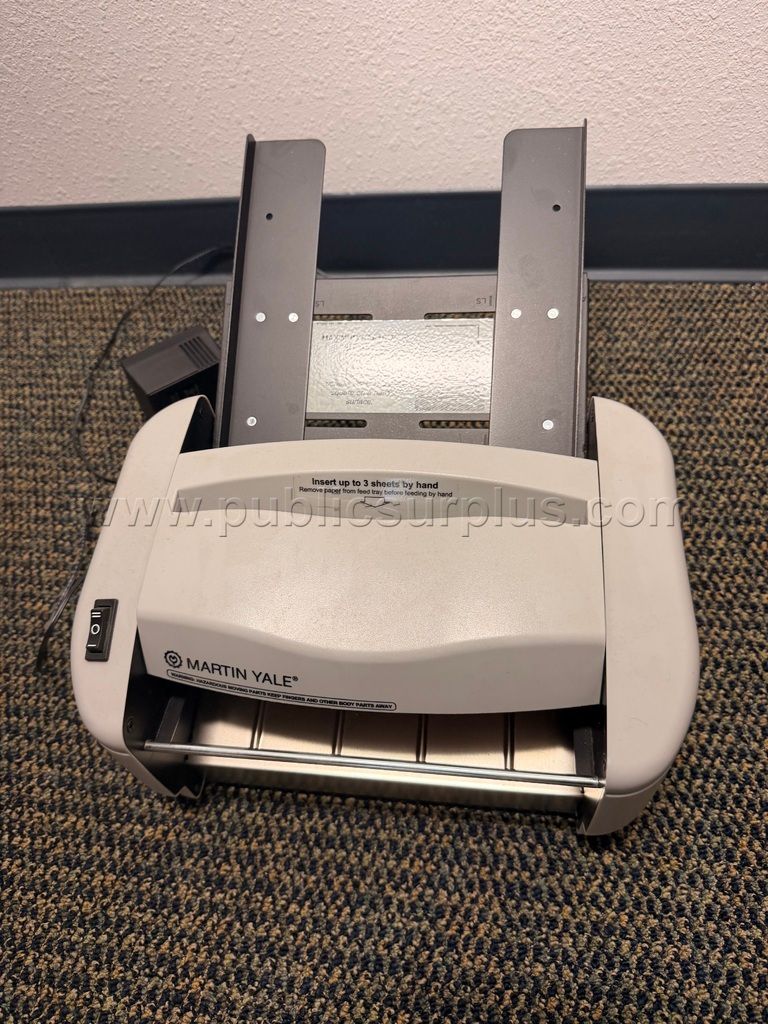 Martin Yale Brand - Automatic Paper Folding Machine P700 Type 395 — photo 1