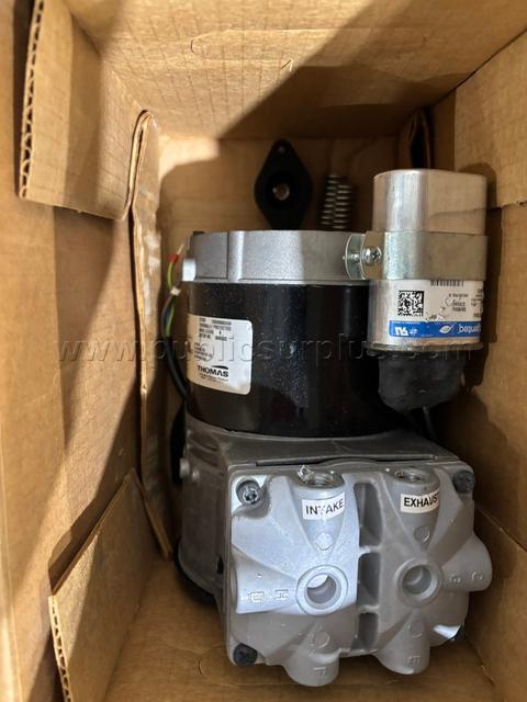 Lot of (2) 688CE40 Thomas Compressor / Vacuum Pumps