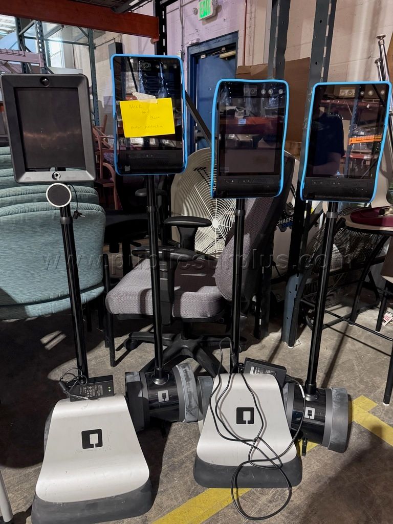 Three Double Robotics Telepresence Devices and One Base with two stands — photo 1