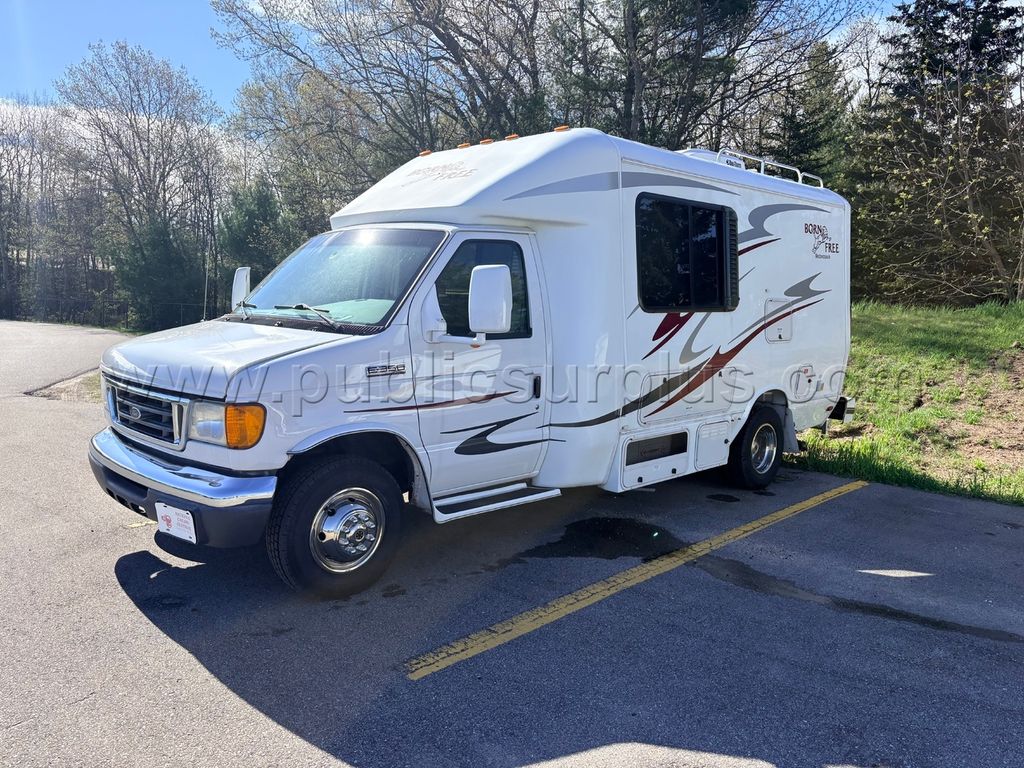2006 Ford E-Series Born Free Mini Motor Home (Class C) - photo 1